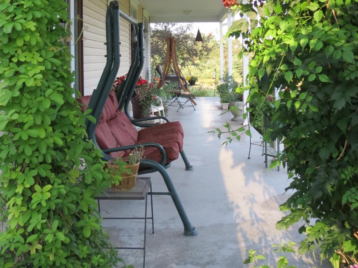 Sweetfern Inn (Adults Only) Clare Exterior foto