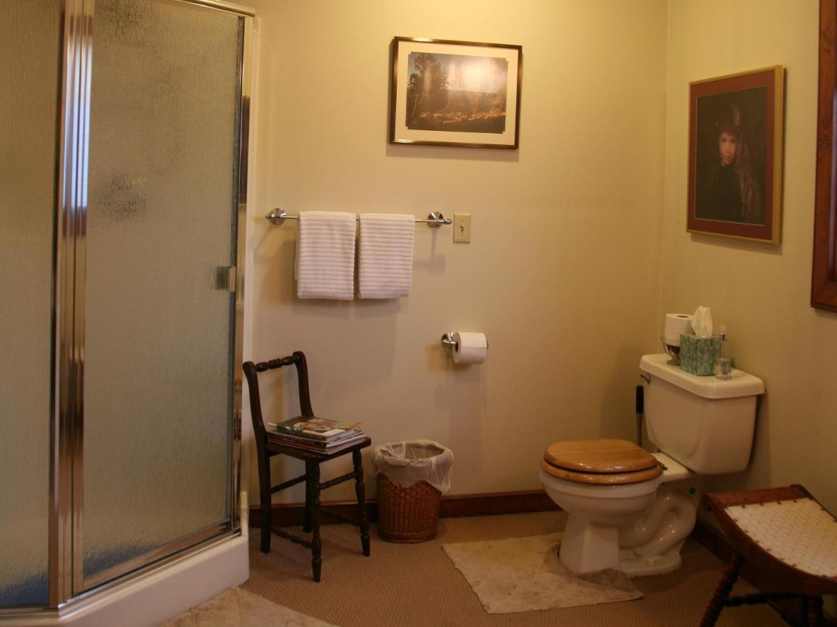 Sweetfern Inn (Adults Only) Clare Exterior foto